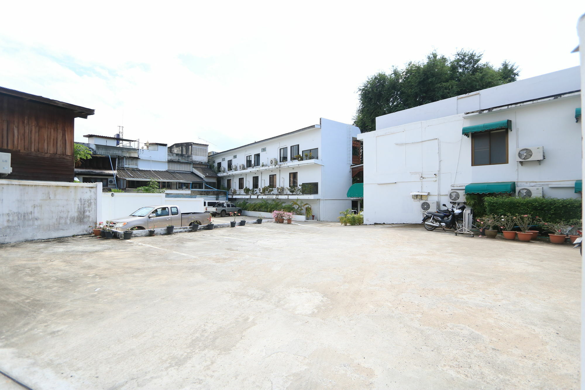Baiyoke Chalet Hotel Mae Hong Son Exterior photo